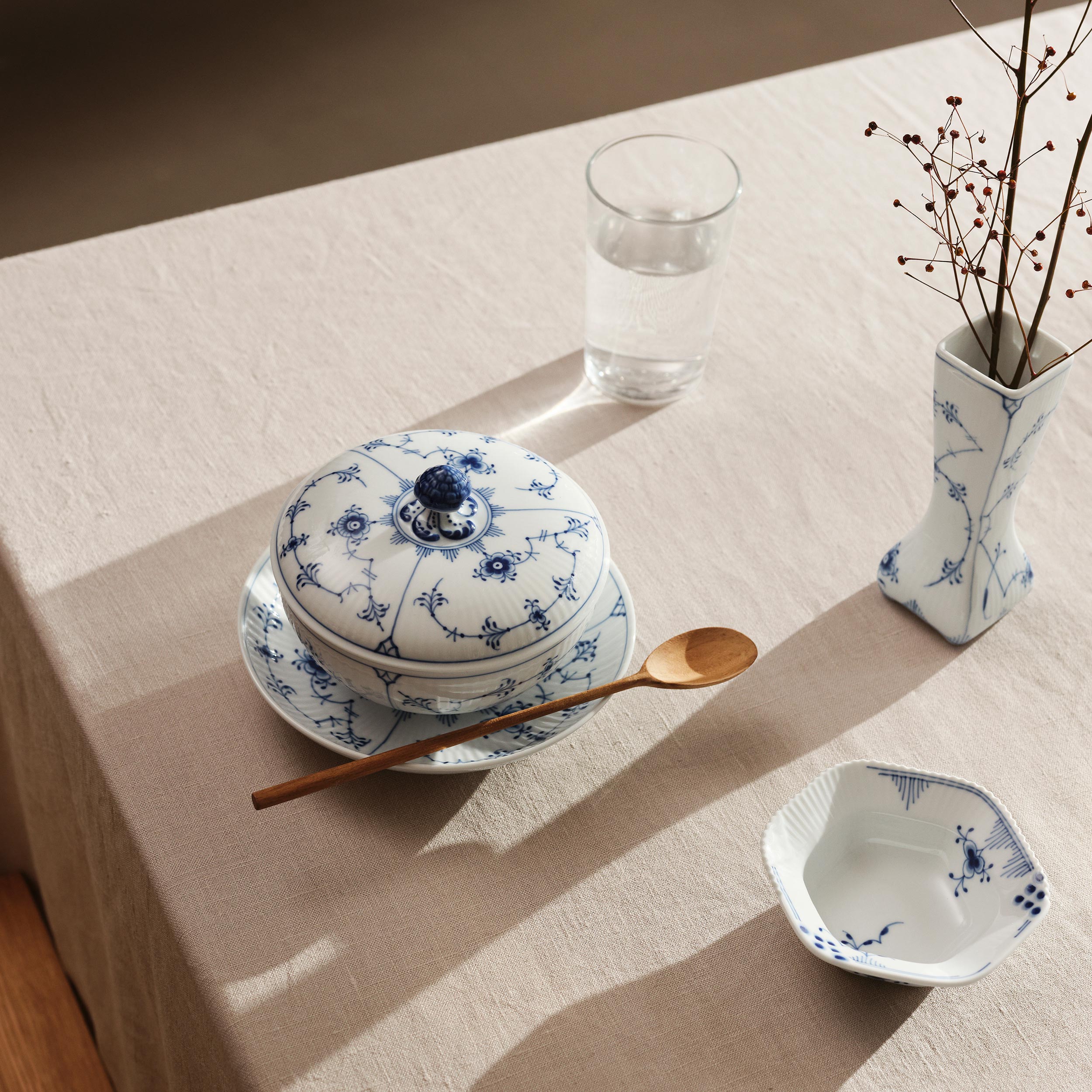 Blå Elements skål, 10 cl